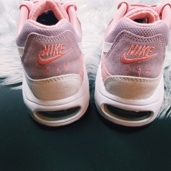 SALE | Nike | 7.5 Pink Suede Air Max Command - Picture 4 of 7